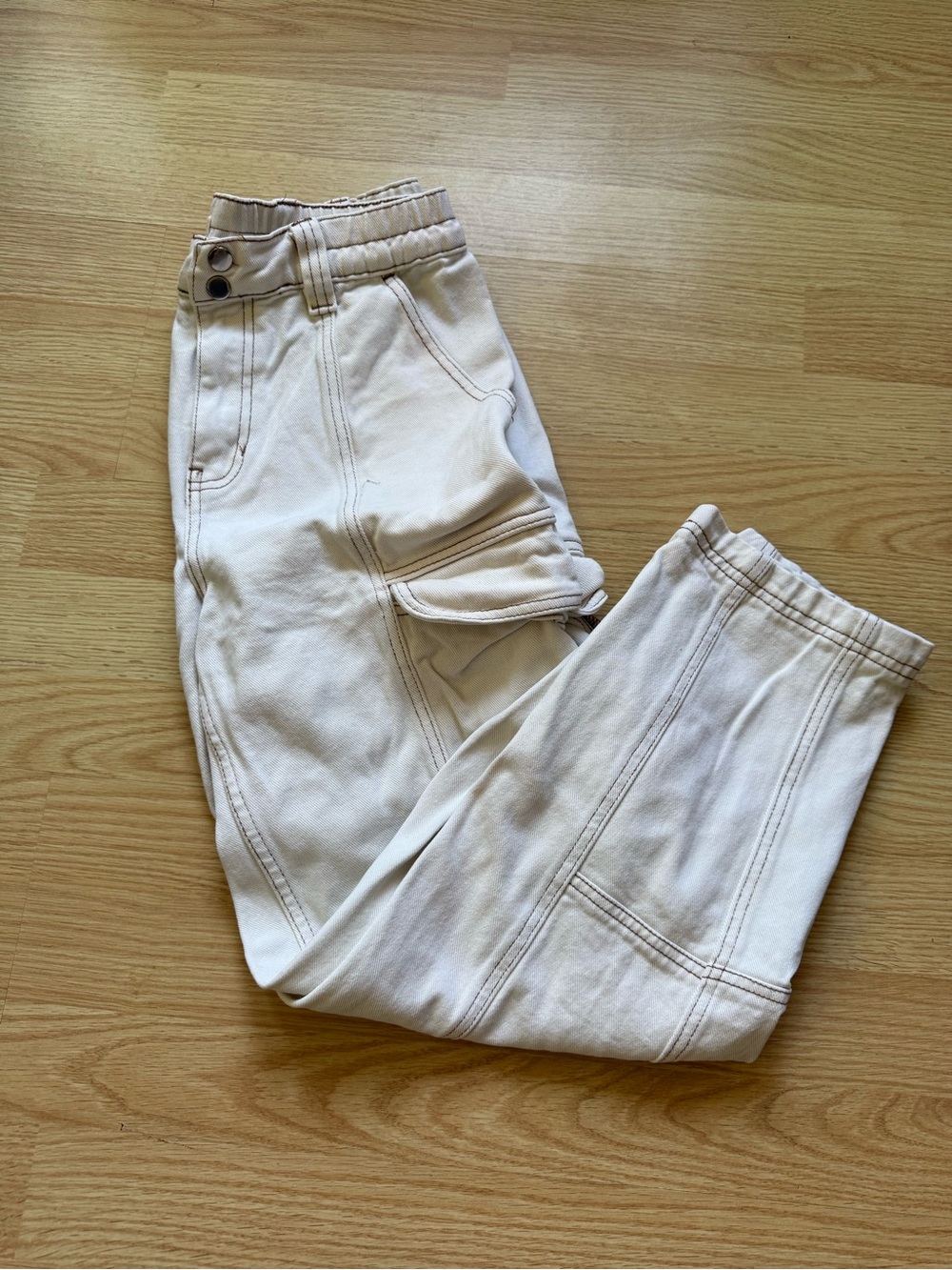 Pacsun Beige Women’s Cargo Pants Size M
